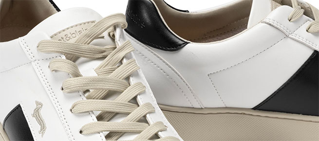 CASUAL FOOTWEAR